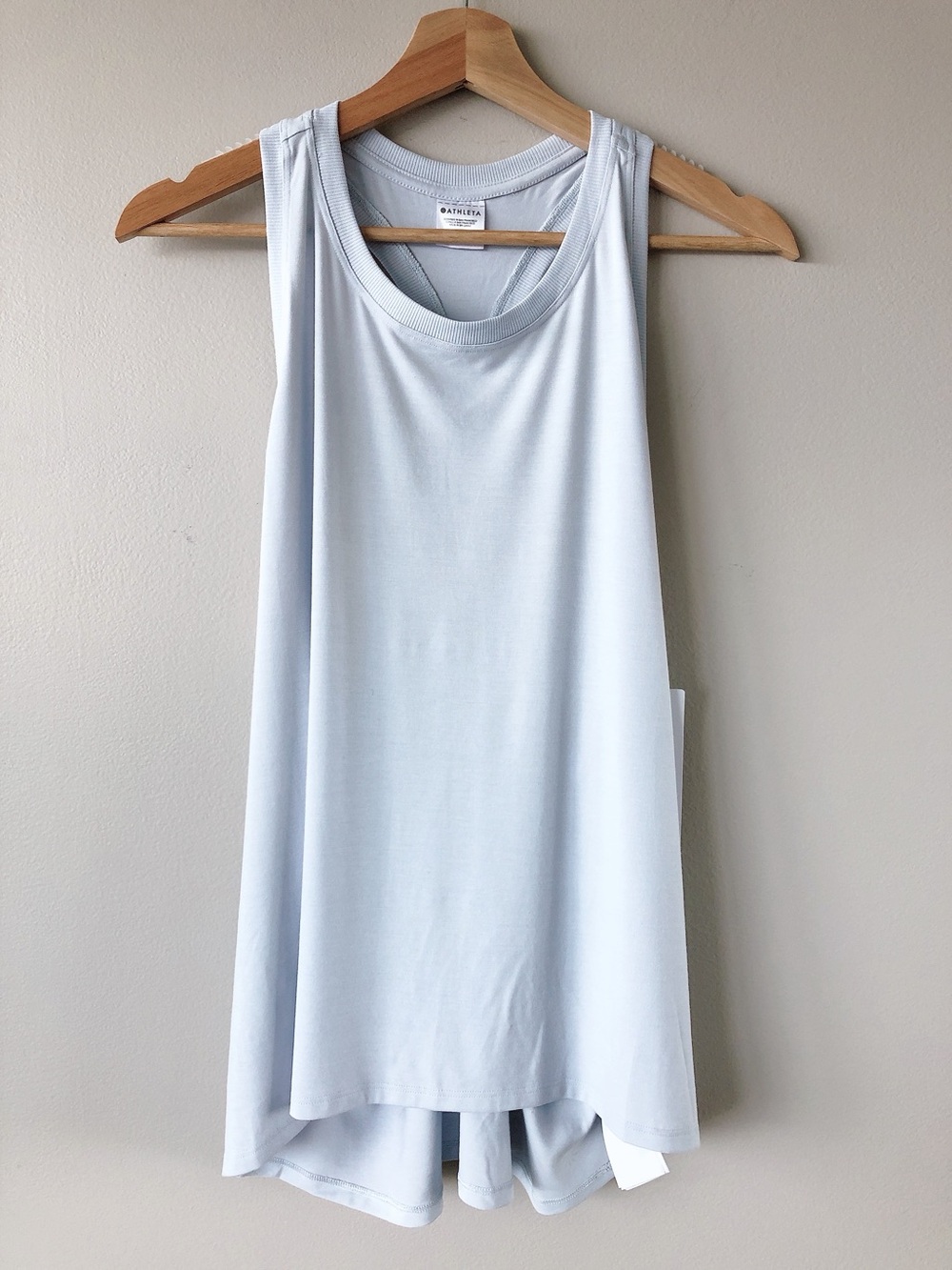 Athleta Tank Top Light Blue ease in tank womens XL racer back lightweight shirt